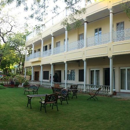 Hotel Jai Niwas Jaipur Eksteriør bilde