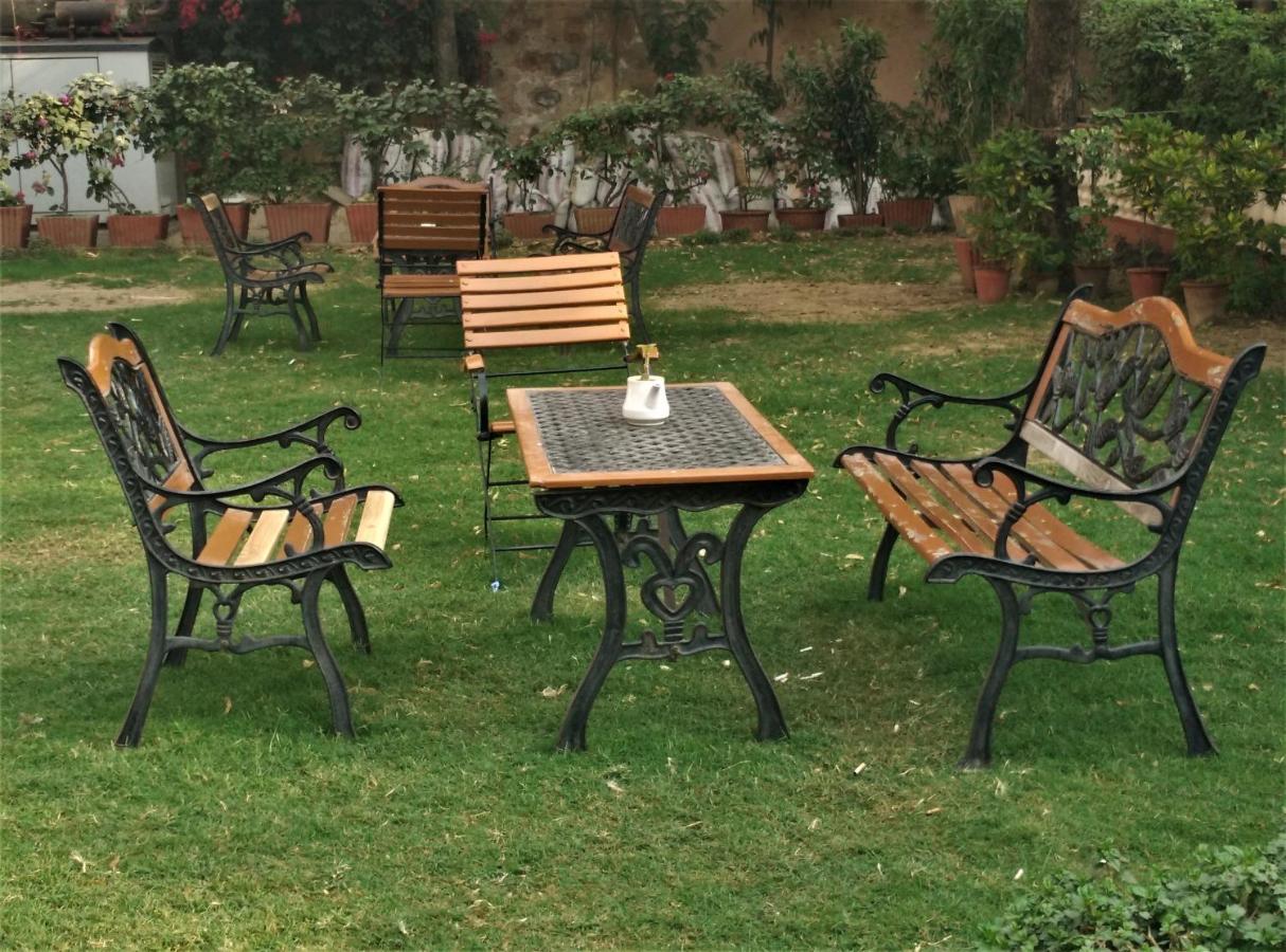 Hotel Jai Niwas Jaipur Eksteriør bilde
