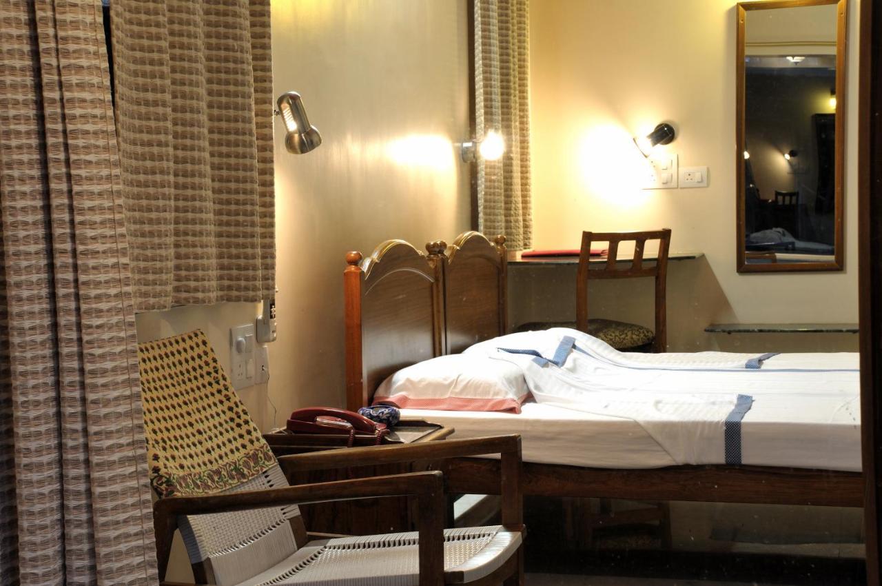 Hotel Jai Niwas Jaipur Eksteriør bilde