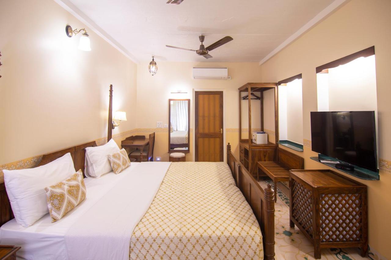 Hotel Jai Niwas Jaipur Eksteriør bilde