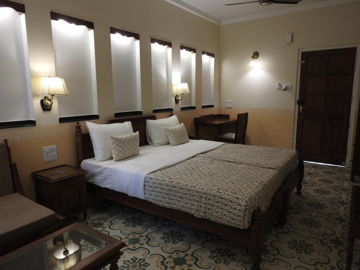 Hotel Jai Niwas Jaipur Eksteriør bilde