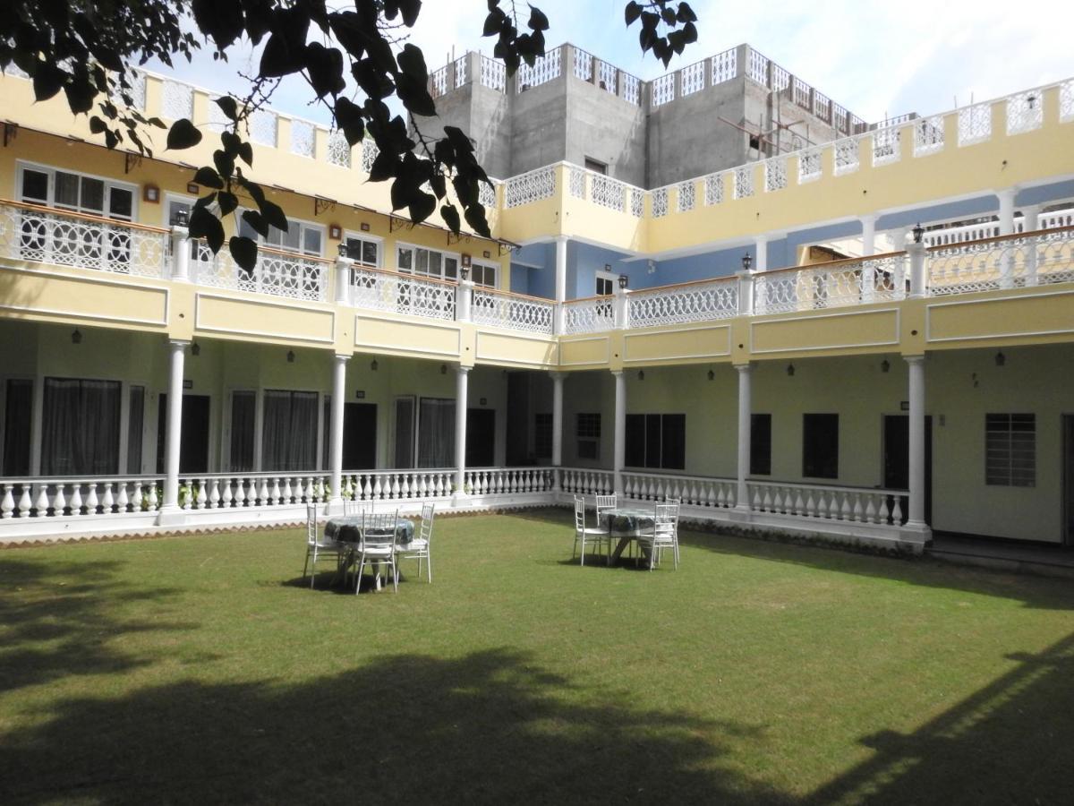 Hotel Jai Niwas Jaipur Eksteriør bilde