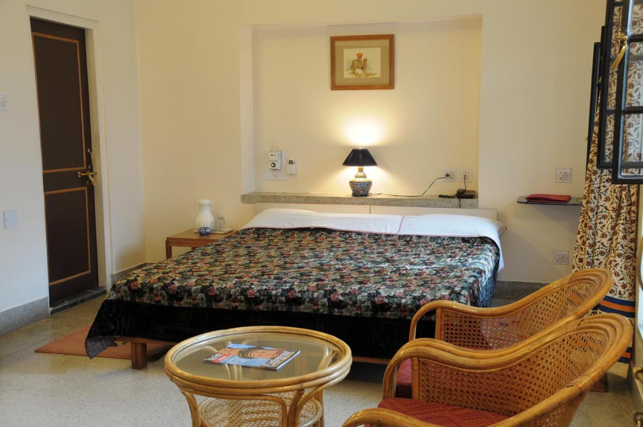 Hotel Jai Niwas Jaipur Eksteriør bilde