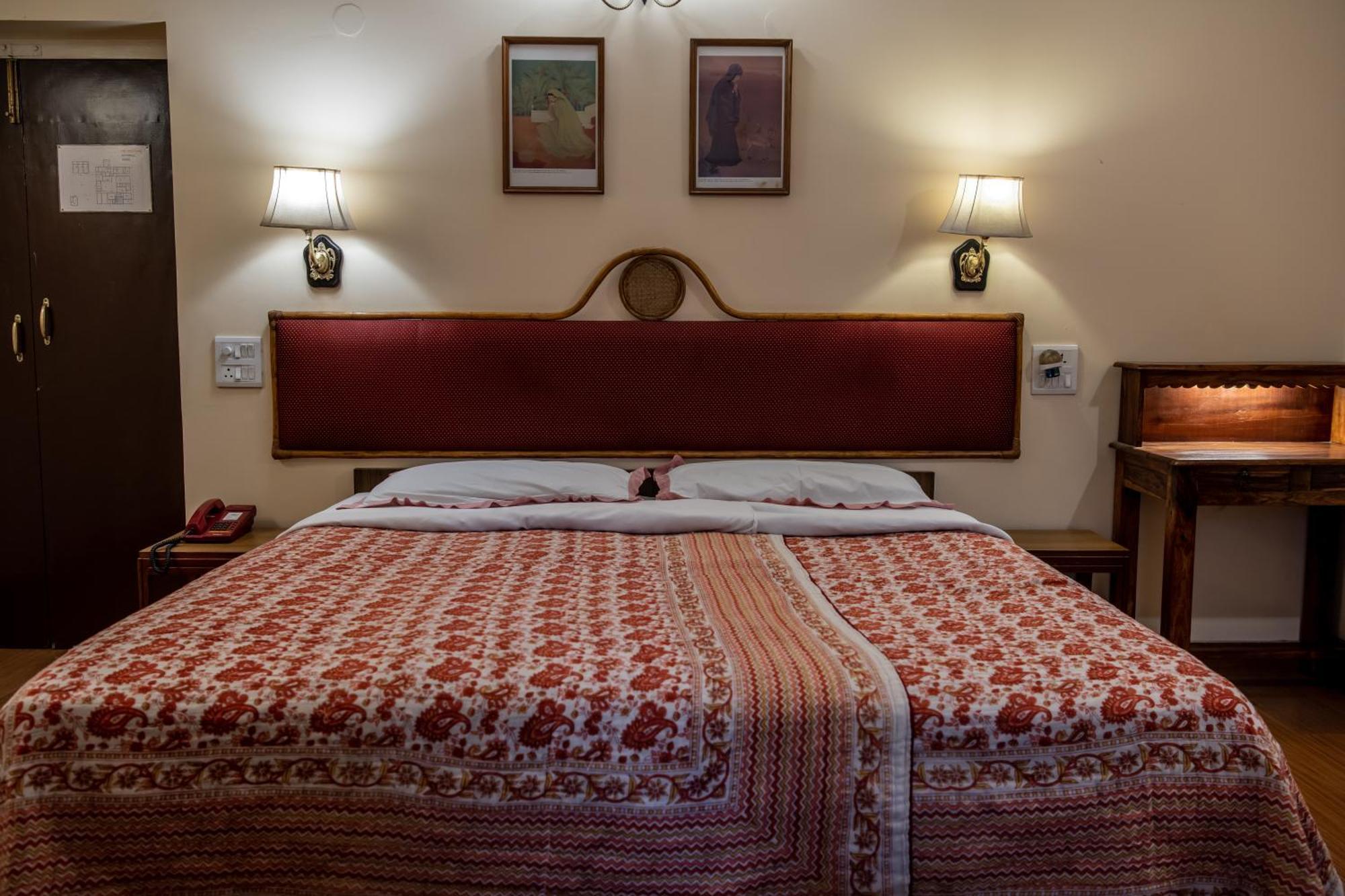 Hotel Jai Niwas Jaipur Eksteriør bilde