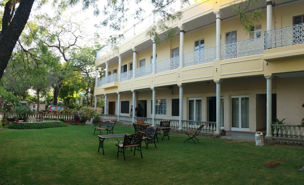 Hotel Jai Niwas Jaipur Eksteriør bilde