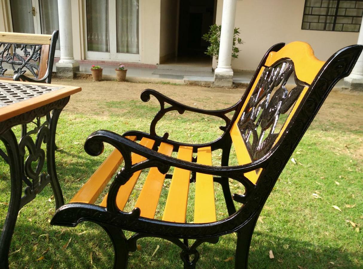 Hotel Jai Niwas Jaipur Eksteriør bilde