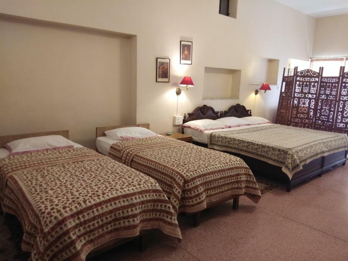 Hotel Jai Niwas Jaipur Eksteriør bilde